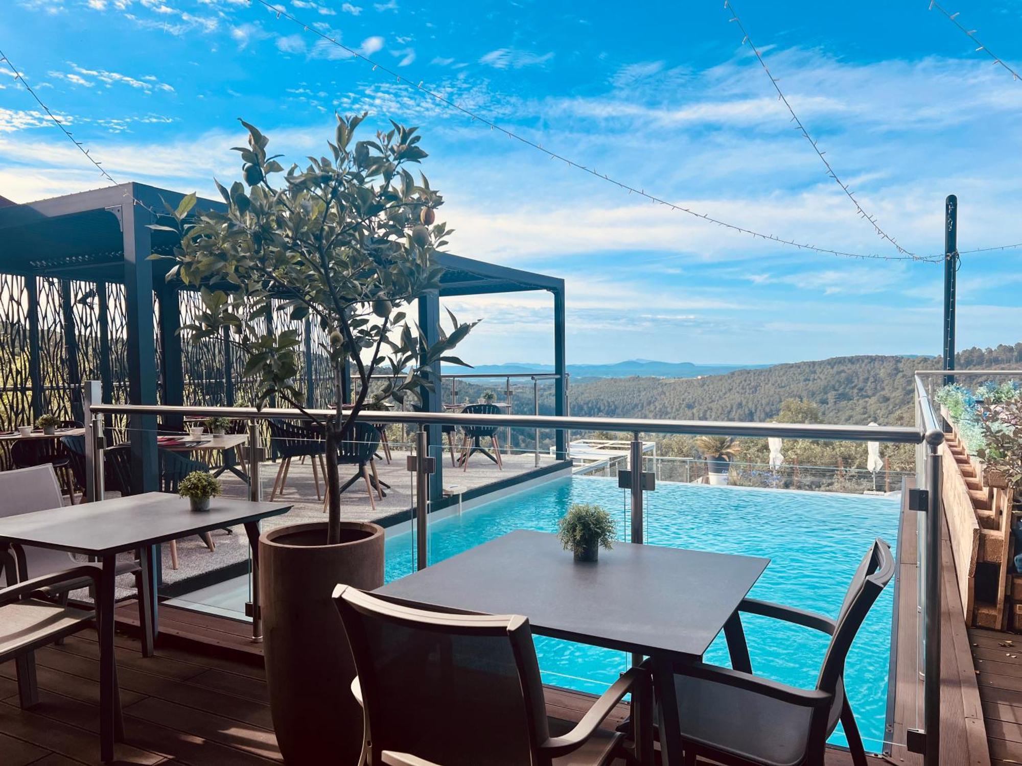 Domaine De Chalveches Hotel Spa 4* Faugeres  Экстерьер фото